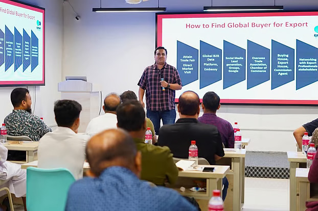 রপ্তানি খাতের অগ্রযাত্রায় সহায়ক ‘এক্সপোর্ট সেবা’